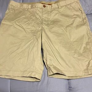 2 pairs of Tommy Bahama Men’s 10” shorts. Khaki color. New without tags.